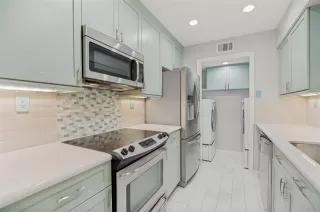 Photo #3: 21258053 Listing 