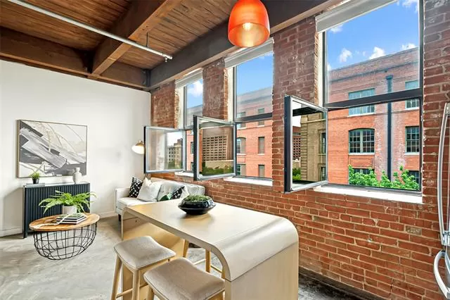 MLS: 21258797 Condo For Sale