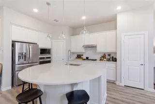 Photo #6: 21259081 Listing 