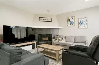 Photo #5: 21259504 Listing