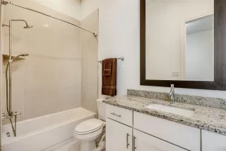Photo #5: 21259928 Listing 