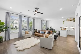 Photo #5: 21260396 Listing 