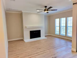 Photo #4: 21260726 Listing 