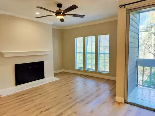 Photo #5: 21260726 Listing 