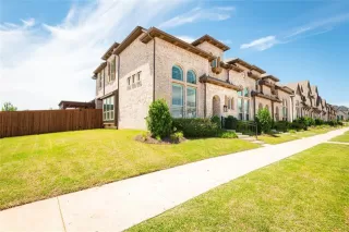 Photo #3: 21260829 Listing 