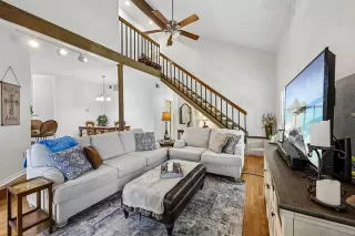 Photo #4: 21261047 Listing 