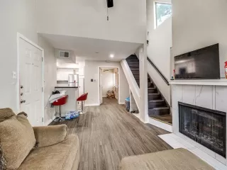 Photo #2: 21261155 Listing 