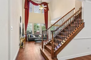 Photo #6: 21261240 Listing 