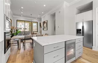Photo #4: 21261643 Listing 