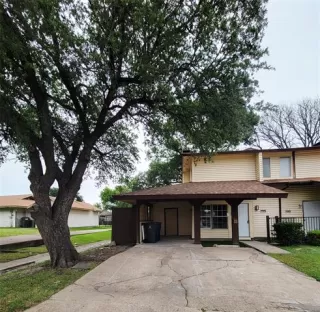 Photo #2: 21261679 Listing