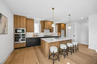 Photo #2: 21262090 Listing 