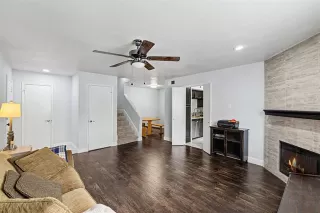 Photo #4: 21262136 Listing 