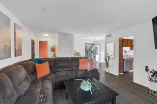 Photo #4: 21262479 Listing 