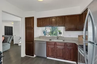 Photo #6: 21262479 Listing 