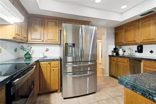Photo #5: 21262567 Listing 