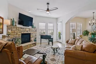 More Details about MLS # 21262575 : 610 VIA RAVELLO #311