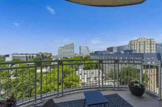 Photo #2: 21262936 Listing
