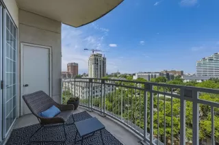 Photo #3: 21262936 Listing