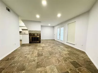 Photo #6: 21263097 Listing