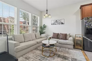 Photo #5: 21263539 Listing 