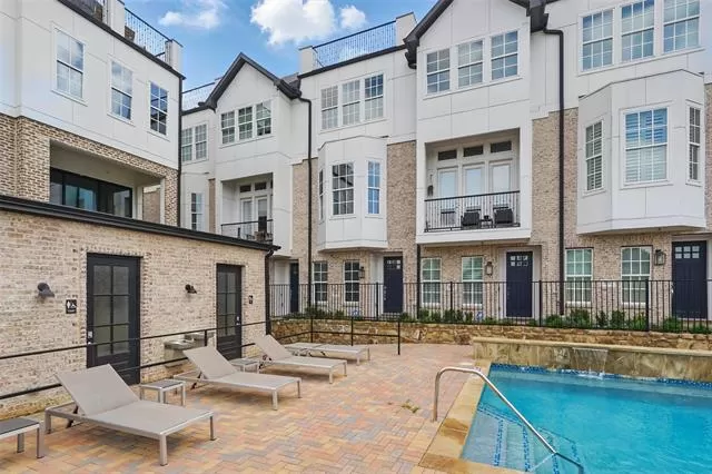MLS: 21263544 Condo For Sale