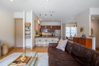 Photo #5: 21264223 Listing 