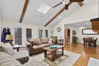 More Details about MLS # 21264405 : 8350 SOUTHMEADOW CIRCLE
