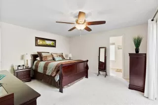 Photo #2: 21264405 Listing