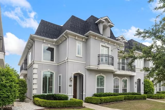 MLS: 21264891 Condo For Sale