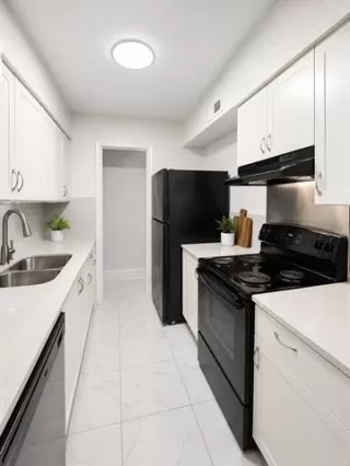 Photo #5: 21265190 Listing 