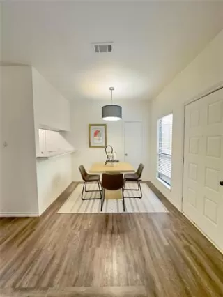 Photo #4: 21265416 Listing 