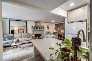 Photo #4: 21265600 Listing 