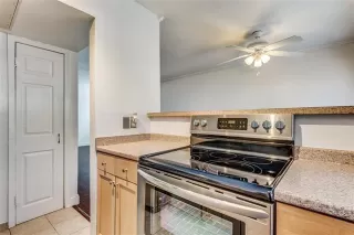 Photo #6: 21265611 Listing 