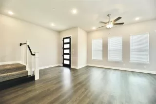 Photo #4: 21265689 Listing 