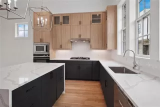 Photo #2: 21265709 Listing 