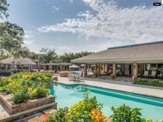 Photo #3: 21265931 Listing 
