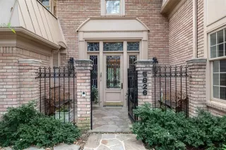 Photo #2: 21266767 Listing