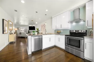 Photo #3: 21266906 Listing
