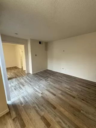 Photo #6: 21267059 Listing