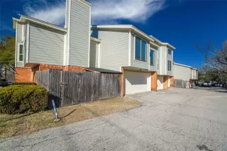 Photo #4: 21267727 Listing