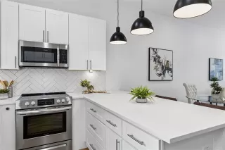 Photo #5: 21267740 Listing