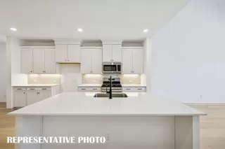 Photo #5: 21268346 Listing 