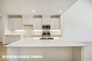Photo #5: 21268374 Listing