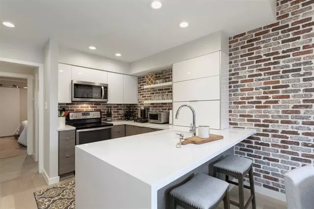 MLS: 21268556 Condo For Sale