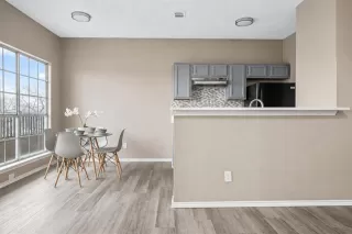 Photo #4: 21269073 Listing 