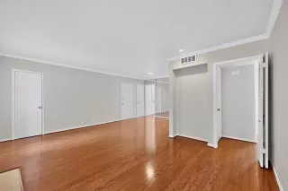 Photo #5: 21269173 Listing 