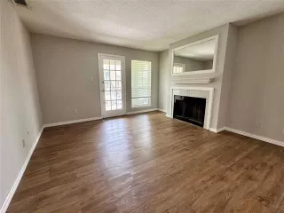 Photo #6: 21269749 Listing