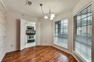 Photo #6: 21270182 Listing 