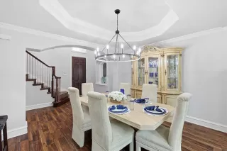 Photo #6: 21270262 Listing