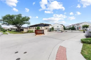 Photo #4: 21270774 Listing